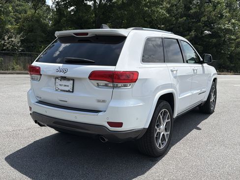 Used 2018 Jeep Grand Cherokee Limited RWD image 8