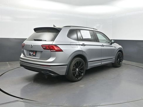 Used 2021 Volkswagen Tiguan SE R-Line FWD image 30