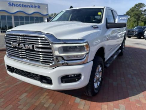 Used 2024 RAM 2500 Laramie w/ Safety Group AWD/4WD image 1