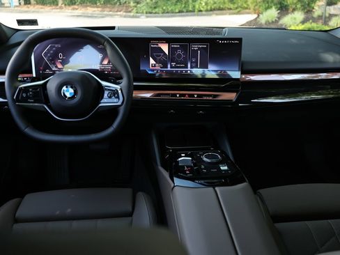 New 2027 BMW 530i w/ Premium Package RWD image 26