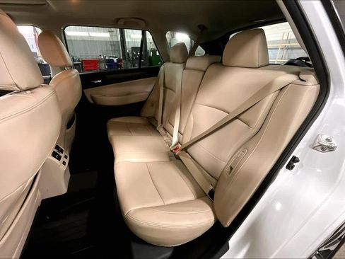 Used 2016 Subaru Outback 2.5i Limited image 21