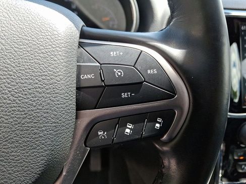 Certified 2021 Jeep Grand Cherokee Limited AWD/4WD image 23
