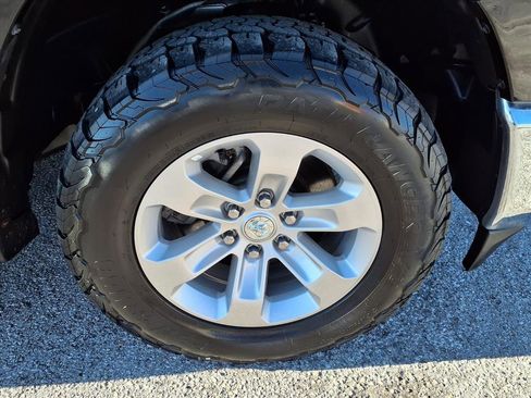 Used 2023 RAM 1500 Laramie image 9