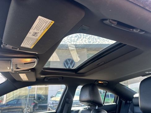 Used 2022 Dodge Charger SXT w/ Leather Interior Group image 12