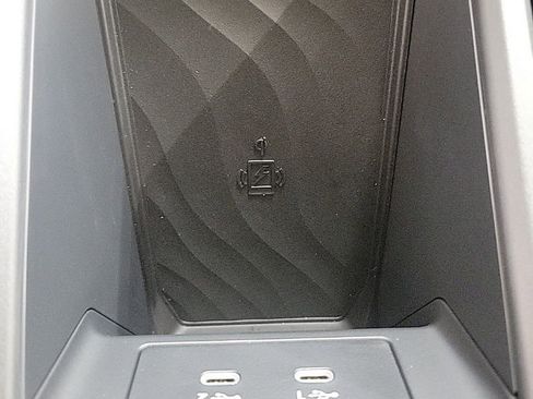 New 2025 Nissan Armada Platinum Reserve image 34