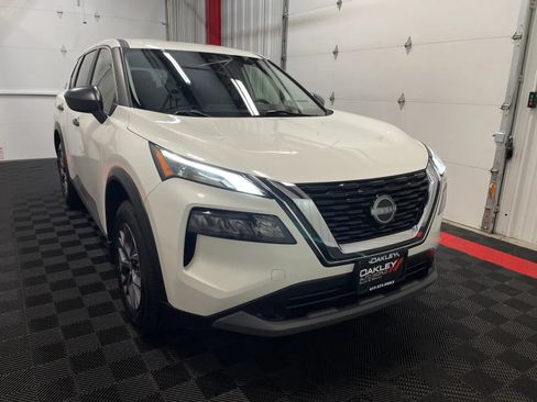 Used 2023 Nissan Rogue S FWD image 6