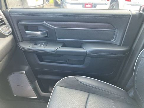 New 2026 RAM 2500 Laramie AWD/4WD image 24