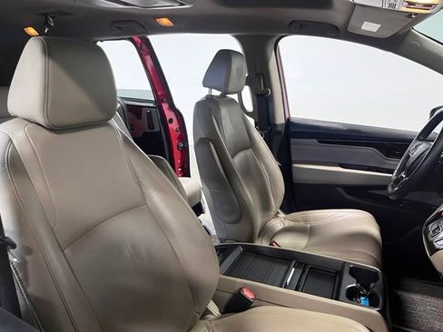 Used 2022 Honda Odyssey Touring image 10