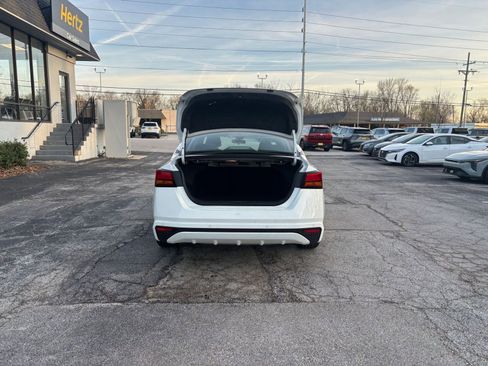 Used 2025 Nissan Altima 2.5 SV FWD image 30