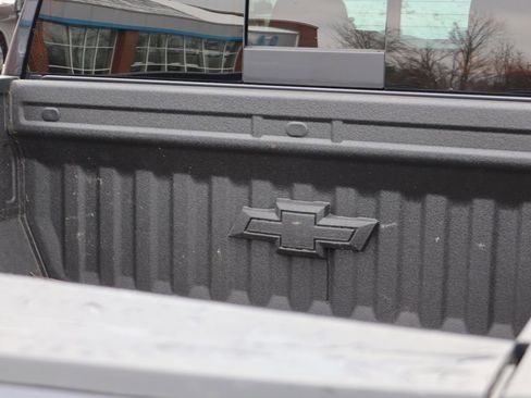 Used 2022 Chevrolet Silverado 1500 LT Trail Boss w/ LT Trail Boss Premium Package image 37