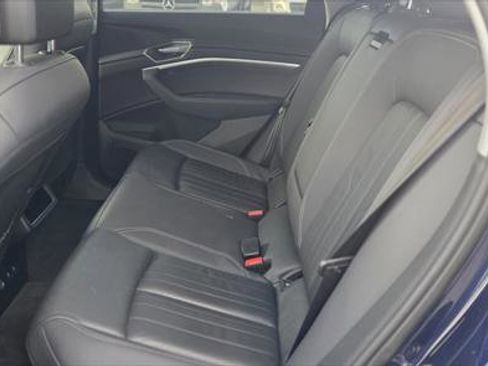 Used 2022 Audi e-tron Premium image 16