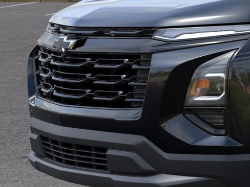 New 2026 Chevrolet Equinox LT w/ Midnight Edition FWD image 13
