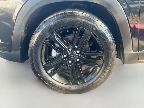 Used 2025 Chevrolet Trax ACTIV w/ Driver Confidence Package FWD image 29