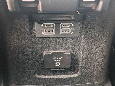 Used 2021 Jeep Wrangler Unlimited Sahara w/ Safety Group AWD/4WD image 16