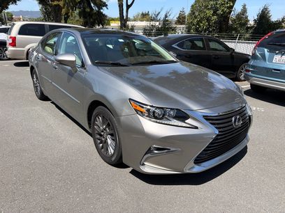 Used 2018 Lexus ES 350 w/ Navigation System Package