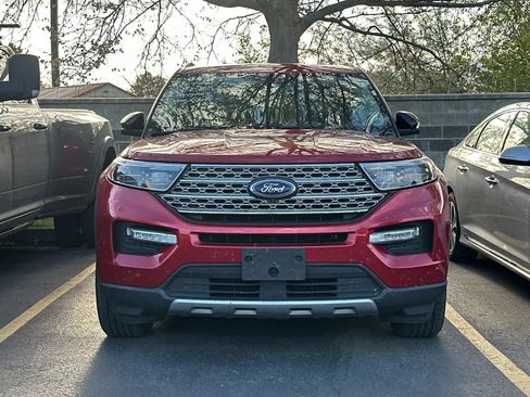 Used 2020 Ford Explorer Limited AWD/4WD image 2