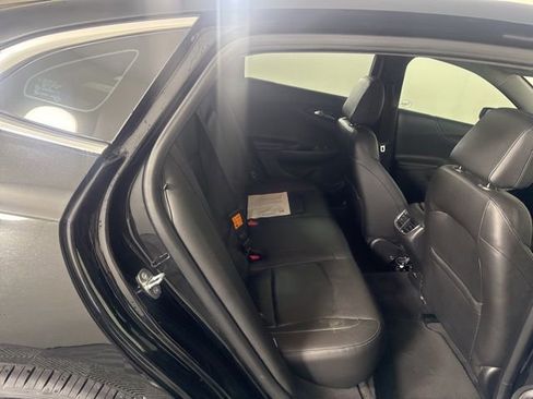 Used 2017 Chevrolet Malibu Premier w/ Premier Sun and Wheel Package image 19