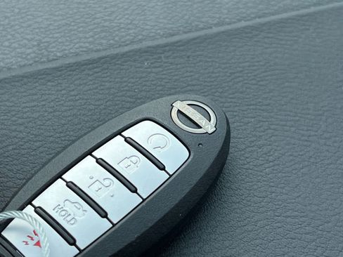 Used 2025 Nissan Altima 2.5 SV image 22