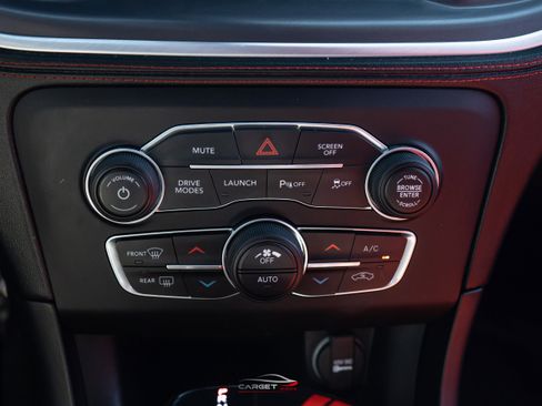 Used 2020 Dodge Charger Scat Pack RWD image 33