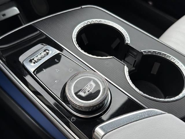 Certified 2024 Cadillac Lyriq Luxury AWD/4WD image 25