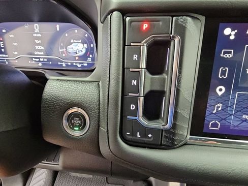 Used 2023 GMC Yukon XL Denali AWD/4WD image 25