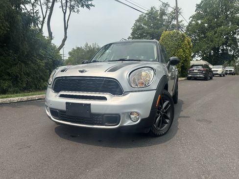 Used 2014 MINI Cooper Countryman S w/ Premium Package AWD/4WD image 2