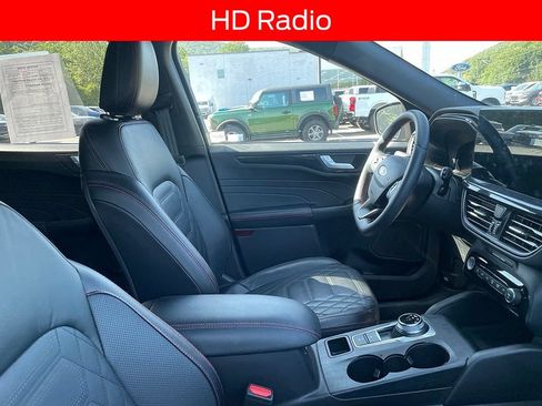 Certified 2023 Ford Escape ST-Line Elite w/ Premium Technology Package AWD/4WD image 10