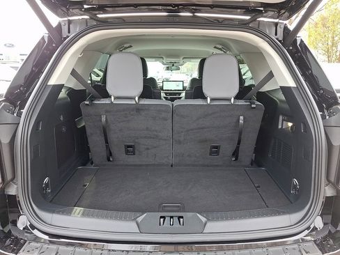 Certified 2025 Ford Explorer Active w/ Active Comfort Package AWD/4WD image 27