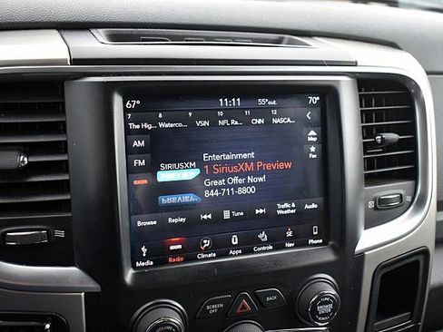 Used 2018 RAM 1500 SLT image 19