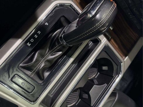 Used 2017 Ford F150 Lariat w/ Equipment Group 502A Luxury image 42