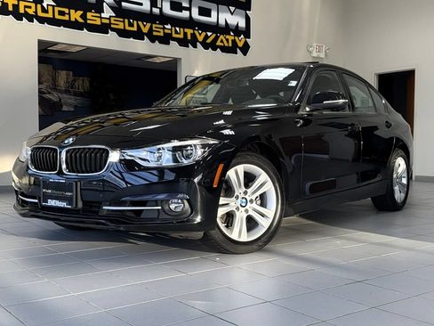 Used 2016 BMW 328i xDrive Sedan AWD/4WD image 2