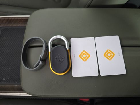 Used 2022 Rivian R1T Launch Edition image 30