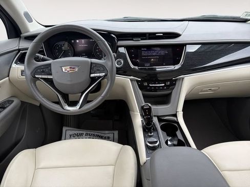 Used 2021 Cadillac XT6 Premium Luxury AWD/4WD image 10