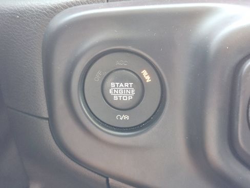 Used 2021 Jeep Wrangler Unlimited Rubicon AWD/4WD image 23