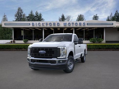 New 2026 Ford F250 XL w/ XL Chrome Package image 2