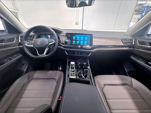 New 2026 Volkswagen Atlas SEL AWD/4WD image 5