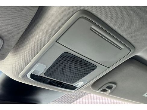 Used 2024 Honda Pilot EX-L image 25
