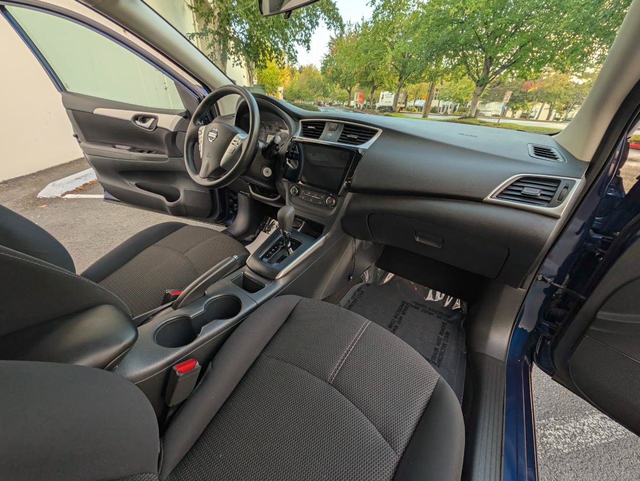 Used 2017 Nissan Sentra S FWD image 11