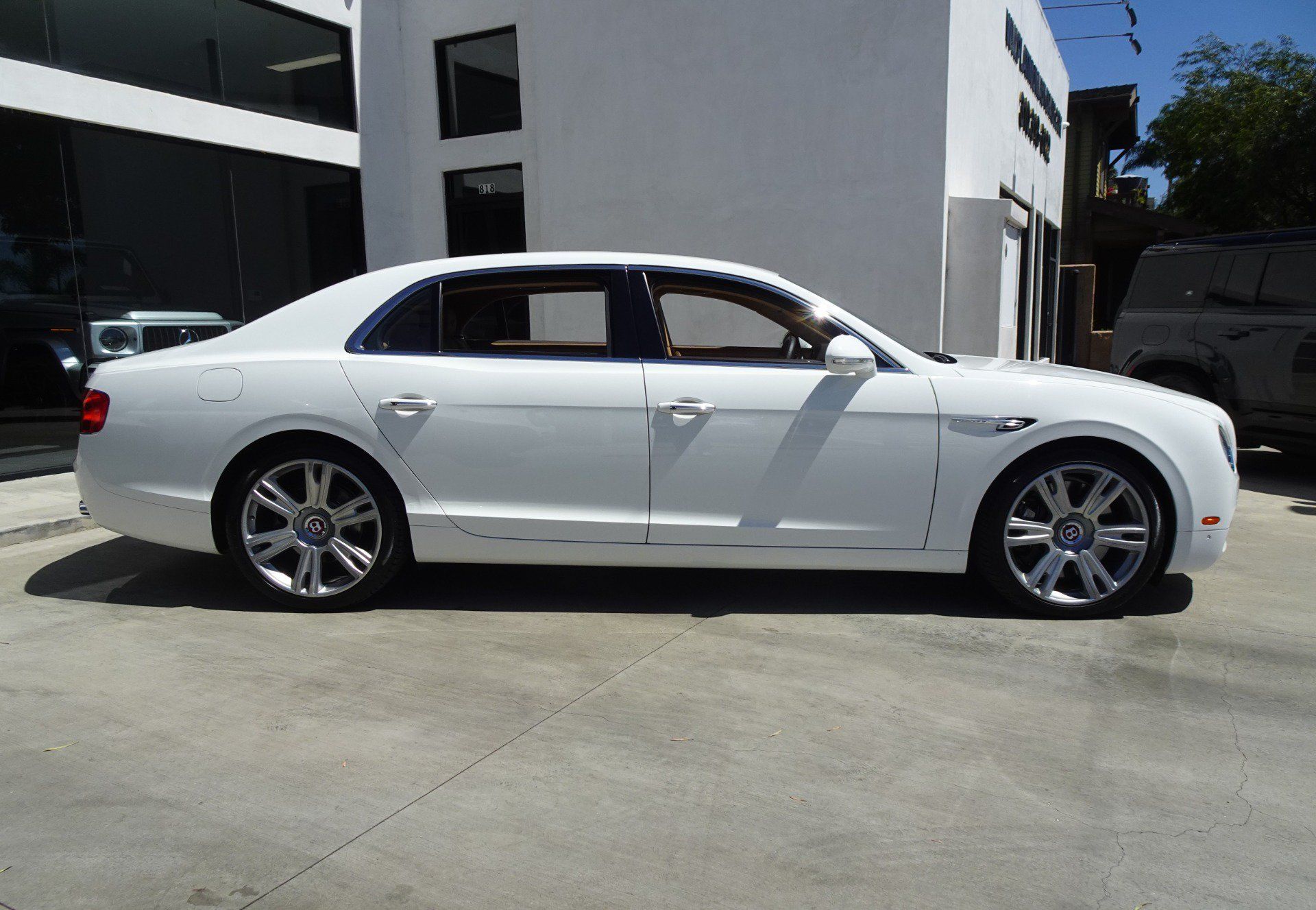 Used 2018 Bentley Flying Spur V8 AWD/4WD image 8