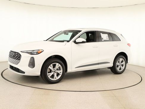 New 2025 Audi Q5 Premium image 13