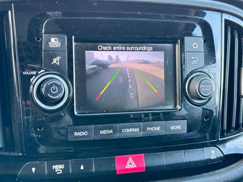 Used 2018 RAM ProMaster City Tradesman FWD image 5