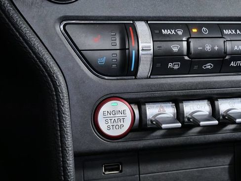 Used 2019 Ford Mustang Premium RWD image 22