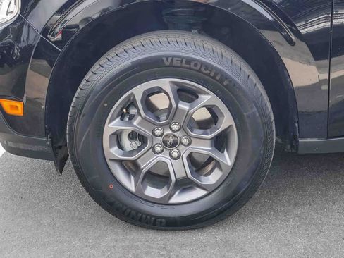 Used 2023 Ford Maverick XLT image 10