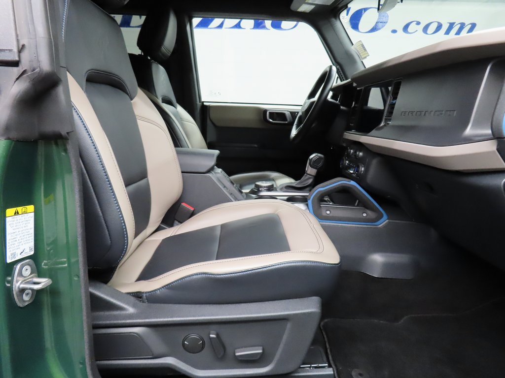 Used 2024 Ford Bronco Wildtrak AWD/4WD image 25