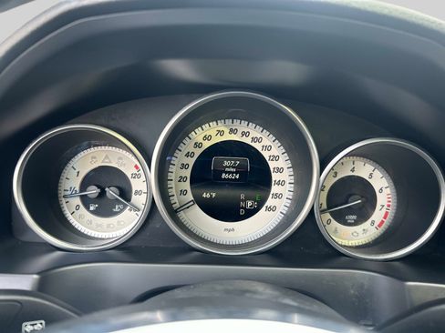 Used 2015 Mercedes-Benz E 400 4MATIC Coupe image 25