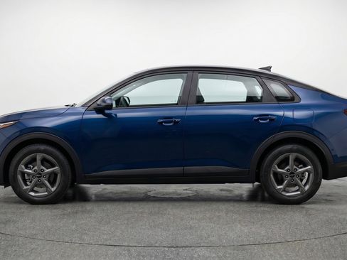 Used 2025 Kia K4 LXS image 5