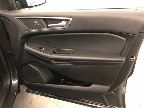 Used 2022 Ford Edge SEL w/ Convenience Package image 34
