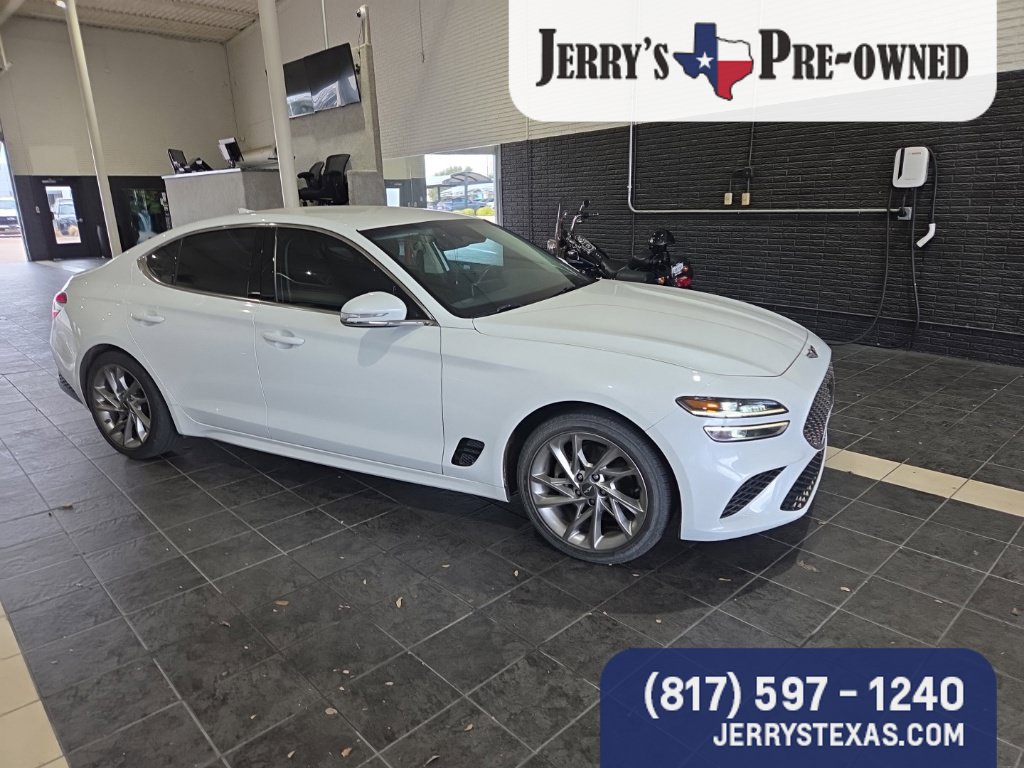 Used 2022 Genesis G70 2.0T RWD image 2
