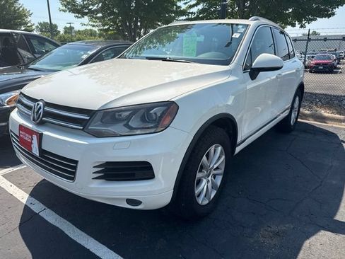 Used 2012 Volkswagen Touareg VR6 AWD/4WD image 4