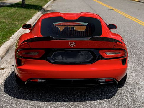 Used 2014 SRT Viper GTS w/ GTS Laguna Interior Package RWD image 9